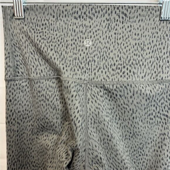 Lululemon Wunder Under Crop Grey - Picture 5 of 8
